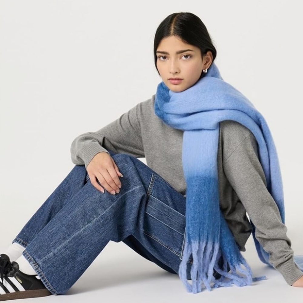 NWT WINTER Scarf Oversized Womens Cozychic Thick Warm blue muffler